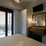 Nyaraló Thelgi *
